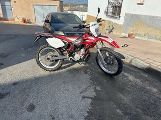 Beta RRT Enduro/Motocross Roja y Blanca