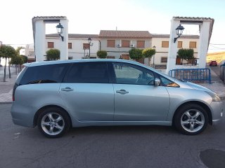Mitsubishi Grandis 2008