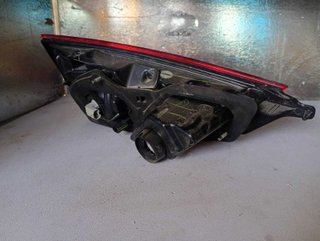 PILOTO TRASERO IZQUIERDO Nissan Qashqai (J11E)(2013->)