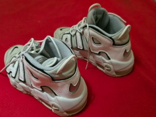 Nike Air More Uptempo Gris Blanco