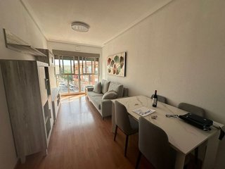 Piso en alquiler en Dolores