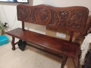 Banco de madera tallada antiguo