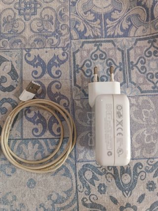 Caricatore Apple Bianco