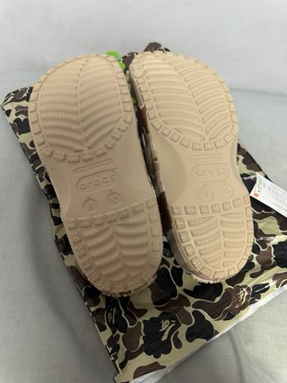 Crocs x Bape Talla 41 Camuflaje Marrón