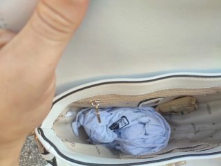 Borsa Guess bianca dettagli oro