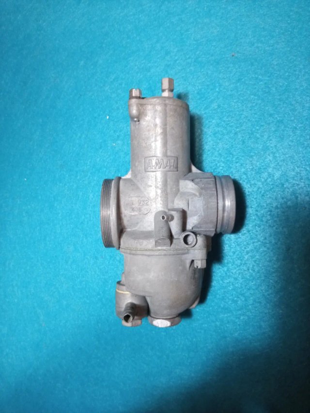 Carburador Amal 932