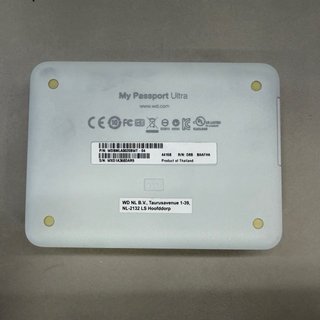 Disco Duro externo WD My Passport Ultra 2TB Blanco