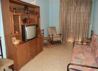 Vivienda y local comercial