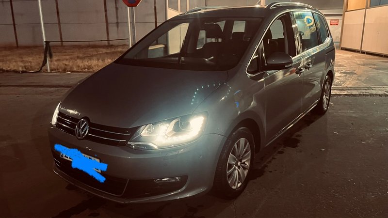 Volkswagen Sharan 2011 - foto 1