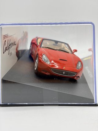 Ferrari California 2008 scala 1:43