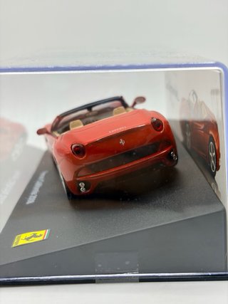 Ferrari California 2008 scala 1:43