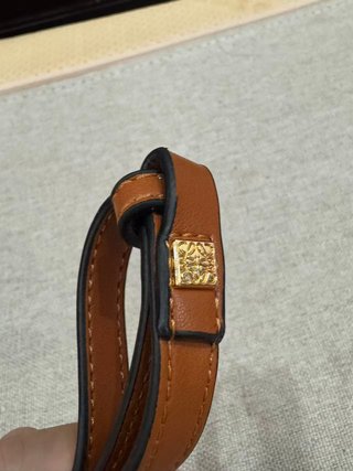 Bolso Loewe Marrón y Dorado