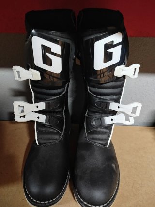Botas moto  Trial Gaerne  Sin estrenar   Talla 44
