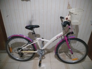 Bicicleta BTWIN, 24 pulgadas com nueva