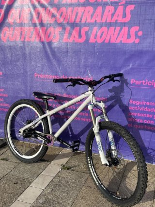 Subsin de DIRT de 26" (Stunt)