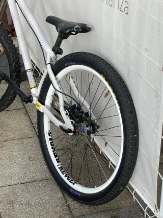 Subsin de DIRT de 26" (Stunt)
