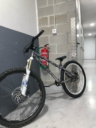 Bici da dirt jump DIRT da 26" (Stunt)