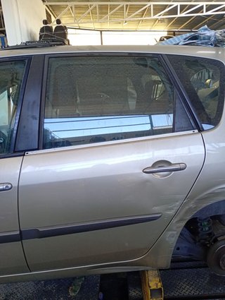 PUERTA TRASERA IZQUIERDA Renault Scenic II (JM)(2003->)