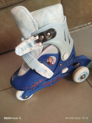 Casco Frozen Patines. Se venden juntos
