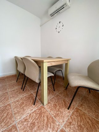 Mesa y 6 Sillas Comedor