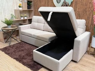SOFA CAMA NUEVO EN TONO BEIGE CON BAUL