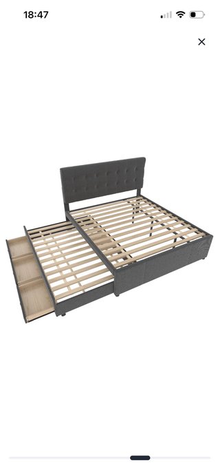 Cama nido con cajones.