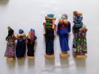 Gruppo pupazzi artigianato America Latina