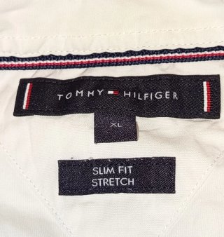 Camisa Tommy Hilfiger. Hombre/Juvenil.