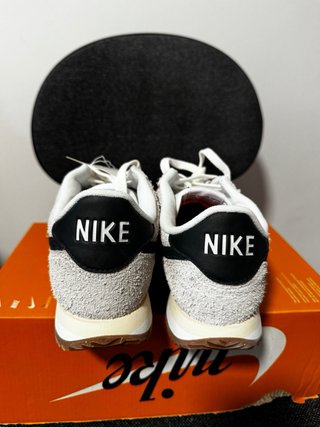 Nike Cortez Vintage Beige/Negro