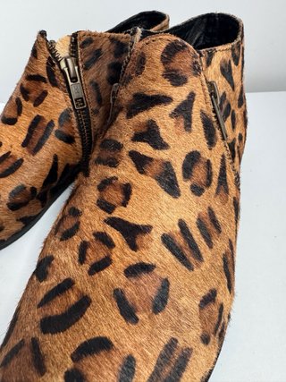 Botines Animal Print Marrones y Negros piel