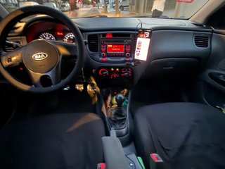 Kia rio 1.4 Gasolina