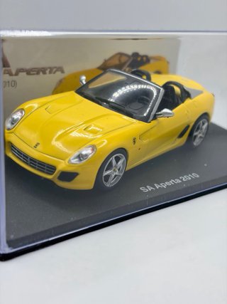 Ferrari SA Aperta 2010 1:43
