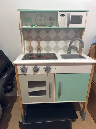 Cocina de madera para niños