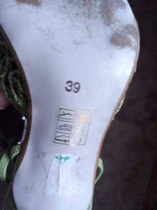 Tacones Gino Ventori Ocasión Oro/Verde