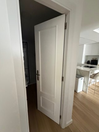 4 puertas macizas lacadas en blanco