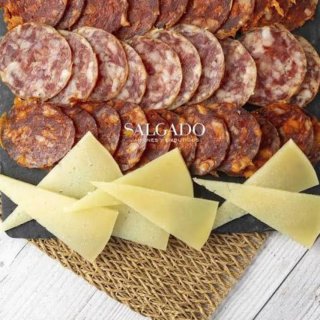 CORTE DE JAMON Y CHACINAS A CUCHILLO