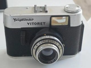 Lote 5 Cámaras Analógicas Kodak, Voigtlander, Werl