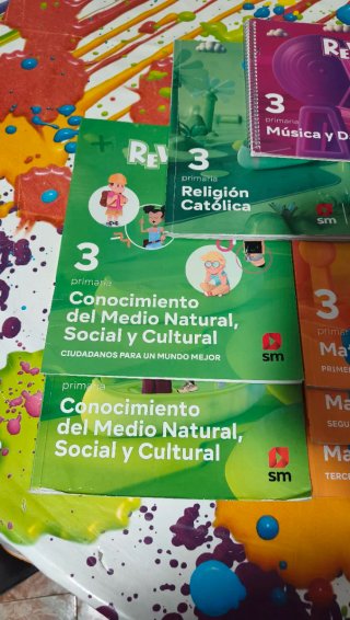 Libros tercero primaria SM e inglés Oxford
