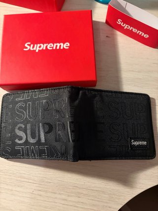 Cartera Supreme Negra