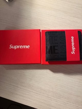 Cartera Supreme Negra