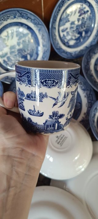 Vajilla Inglesa Churchill Azul y Blanca