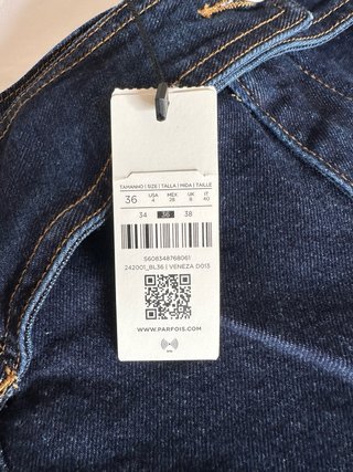 Pantalón vaquero Parfois con cierre solapa