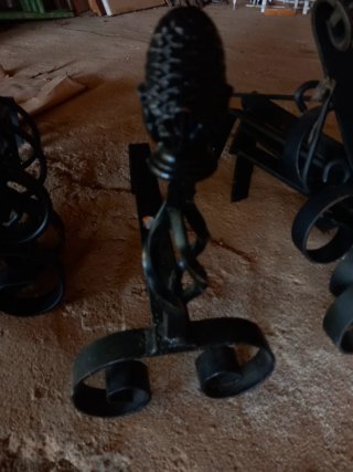 Morillos para chimenea de metal