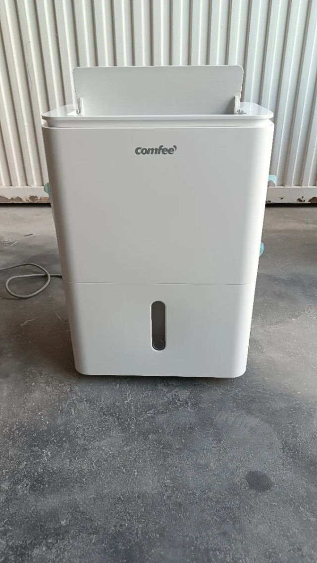 Deshumidificador Comfee 20L 40W8138