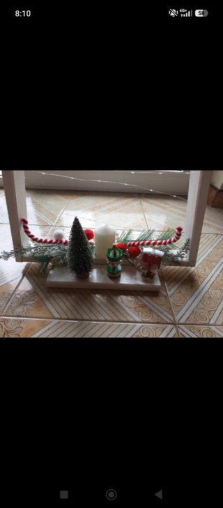 Albero di Natale in Legno Decorato
