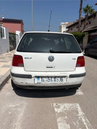 Volkswagen Golf 2004