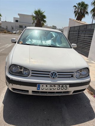 Volkswagen Golf 2004