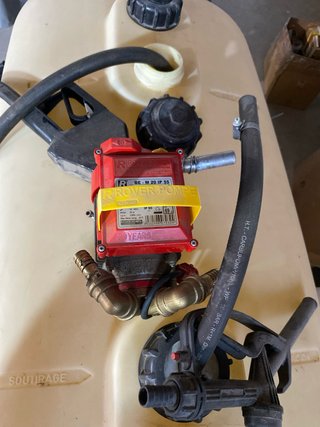 Depósito gasoil 1000L con motor