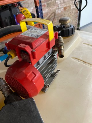 Depósito gasoil 1000L con motor