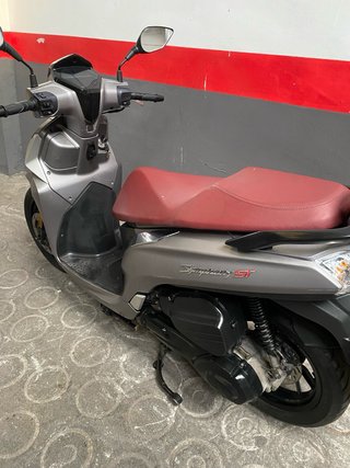 Sym Symphony ST 125 gris/rojo 2023